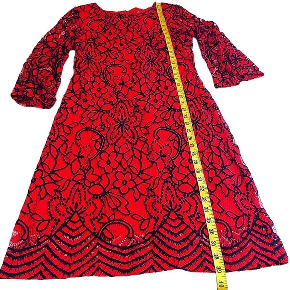 Sharagano Red & Black Lace Dress Sz 6 Floral Pattern Bell Sleeves Lined Interior - Picture 11 of 14
